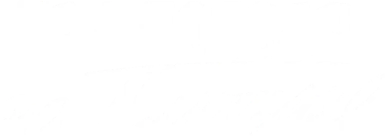 Три тополя на Плющихе logo